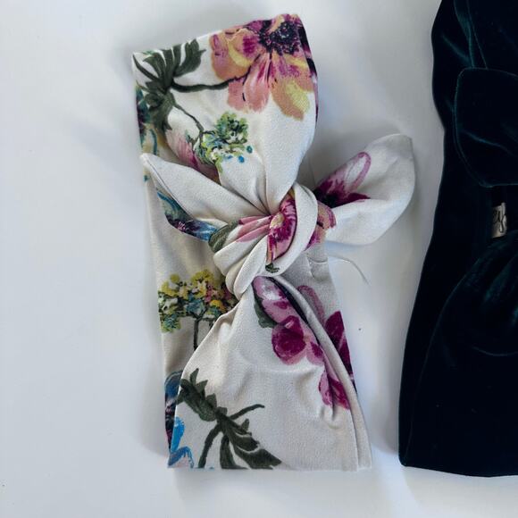 Eyee Kids Headband Bundle - Green Velvet & Floral - Picture 3 of 10